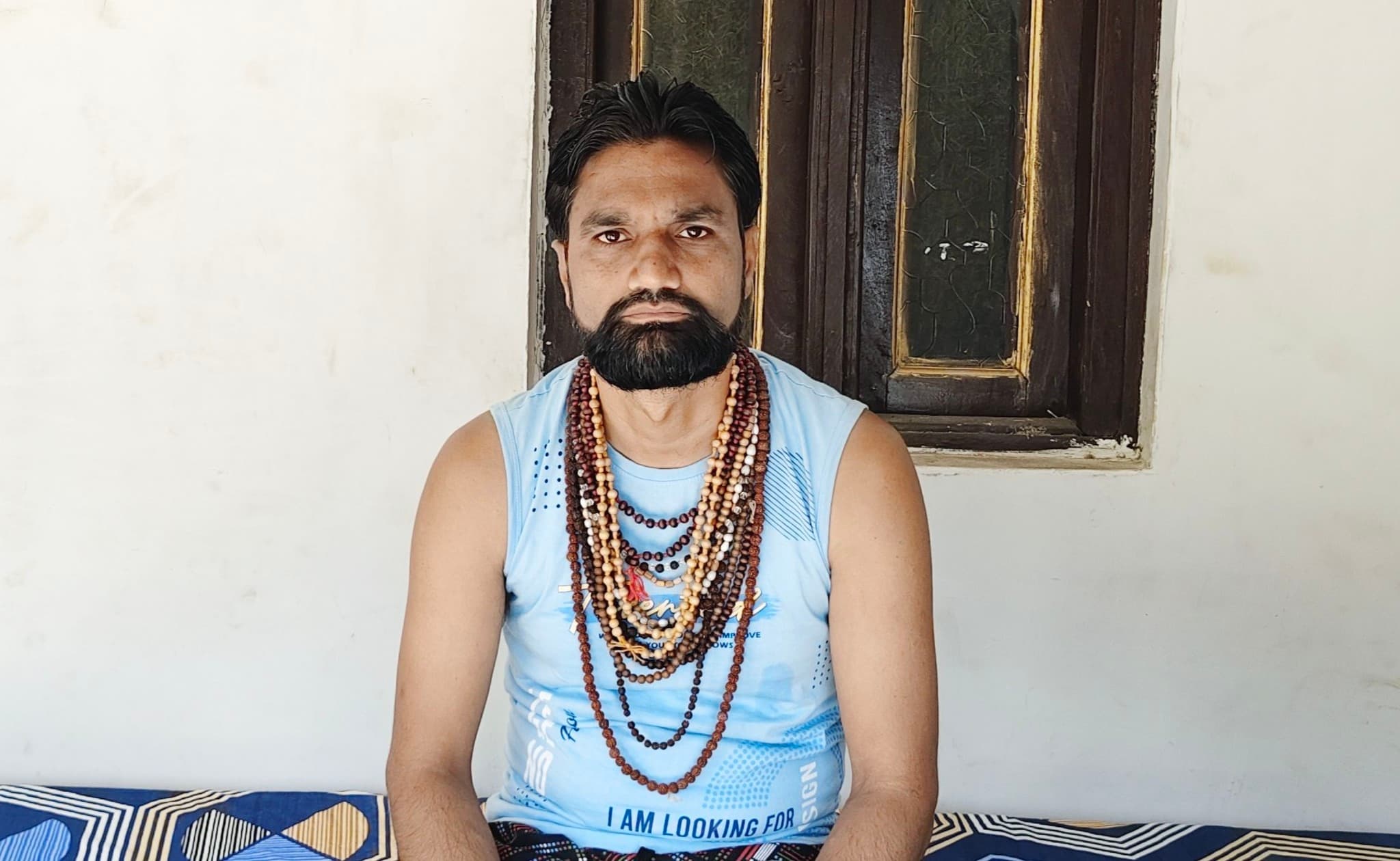 राजेश मसाला-पुलिस प्रशासन के सताए अमेठी के युवा पत्रकार त्रिपुरारी पांडेय ने त्यागा अन्न-जल
